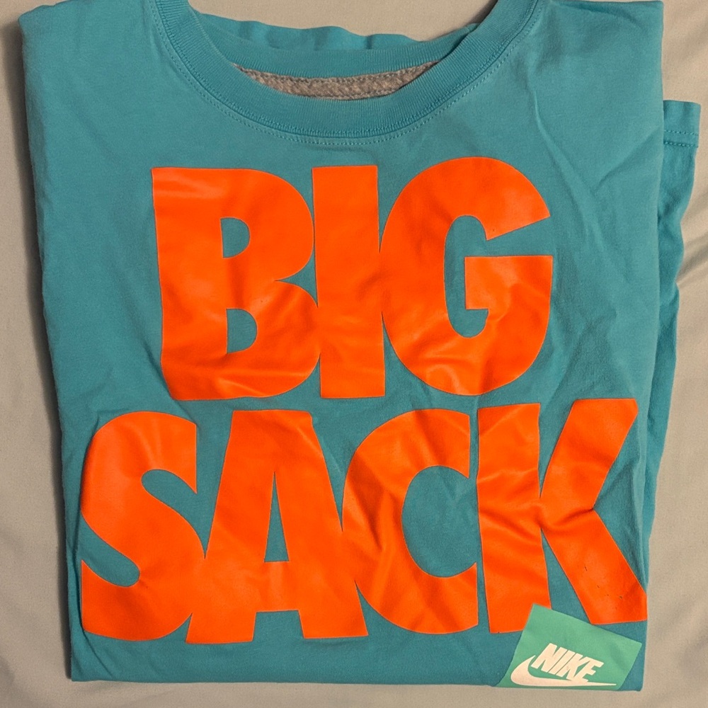 Nike Turquoise and Orange Graphic Tee